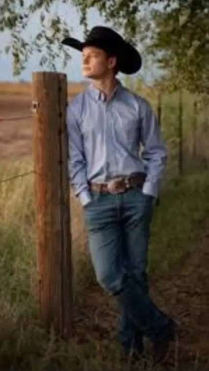 ai character: Alexander is love  background