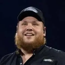 chat with ai character: Luke Combs love 