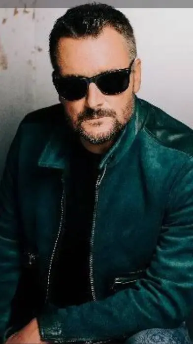 Talkie AI - Chat with Eric Church 
