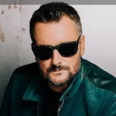 chat with ai character: Eric Church 