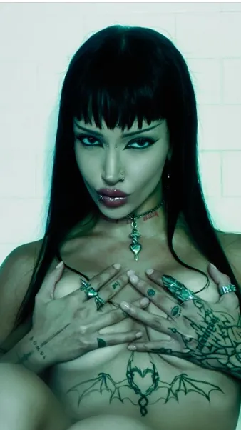 ai character: Odetari  background