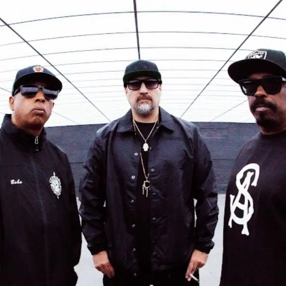 chat with ai character: Cypress Hill