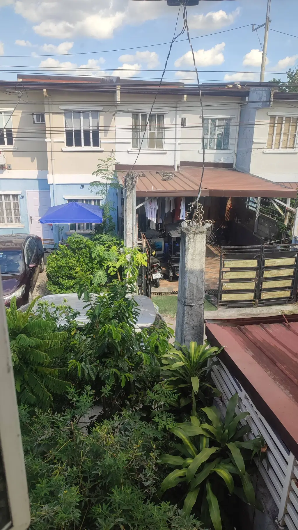 ai character: Lancaster New City background