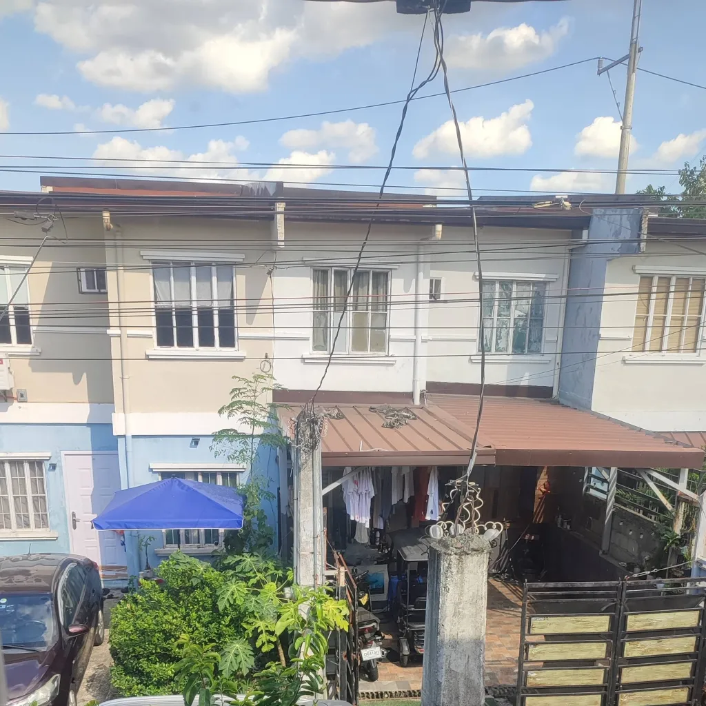 chat with ai character: Lancaster New City