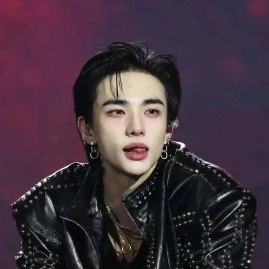 chat with ai character: 💫𝑯𝒚𝒖𝒏𝒋𝒊𝒏💫