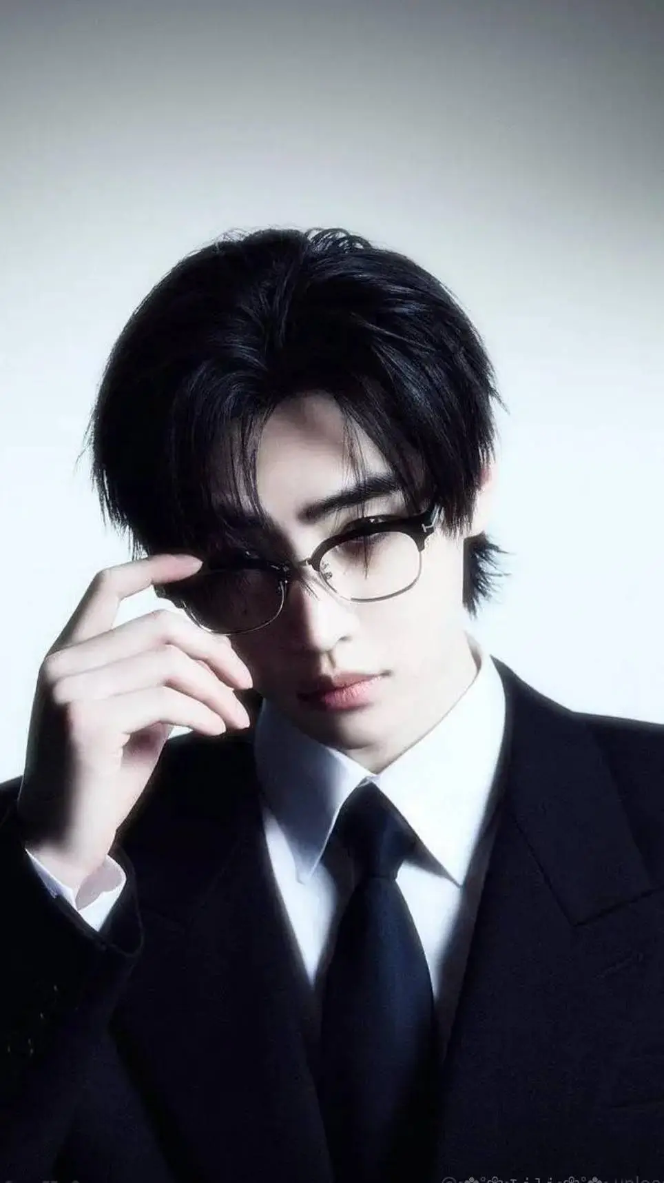 ai character: Mr kim Sunghoon  background