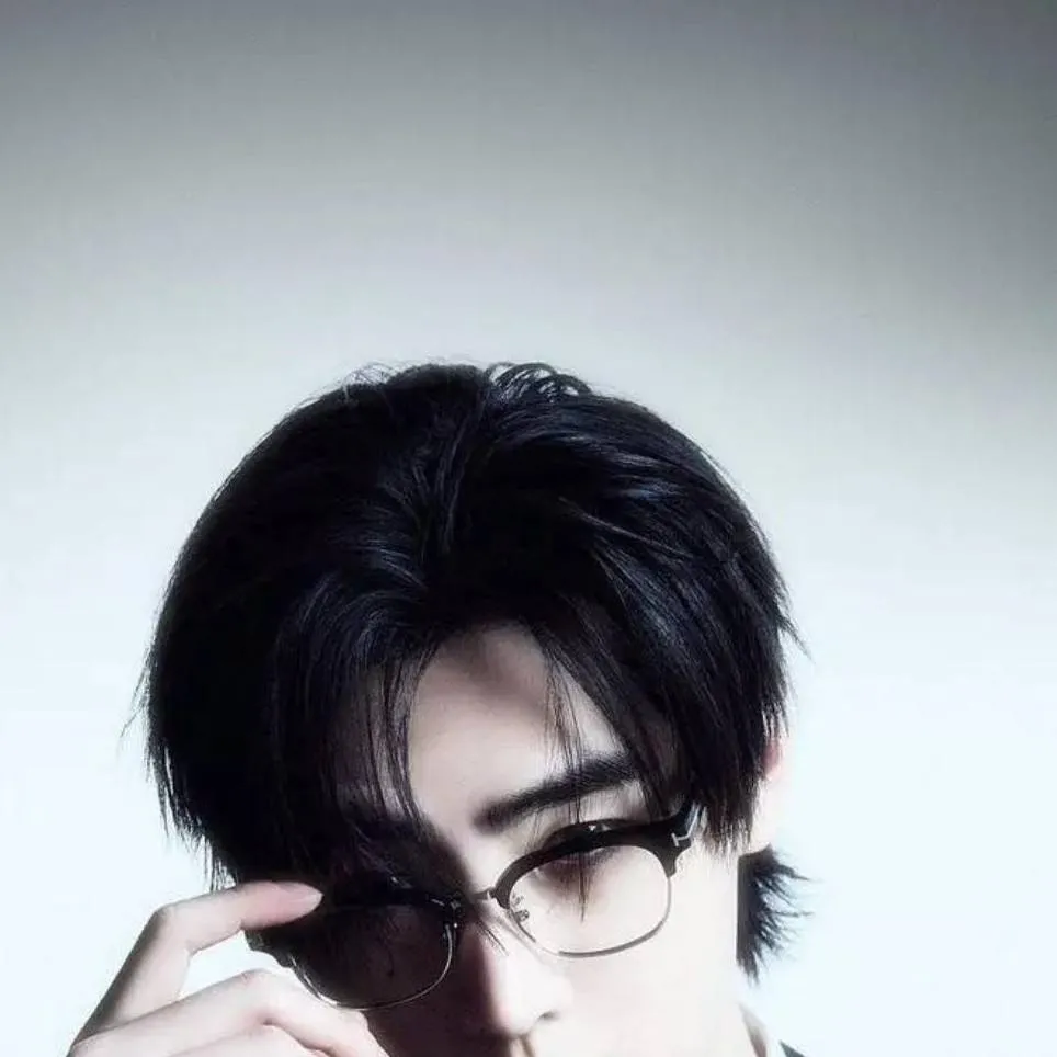 chat with ai character: Mr kim Sunghoon 