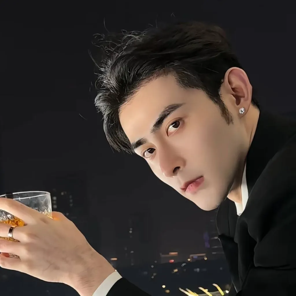 chat with ai character: Jung Yung 