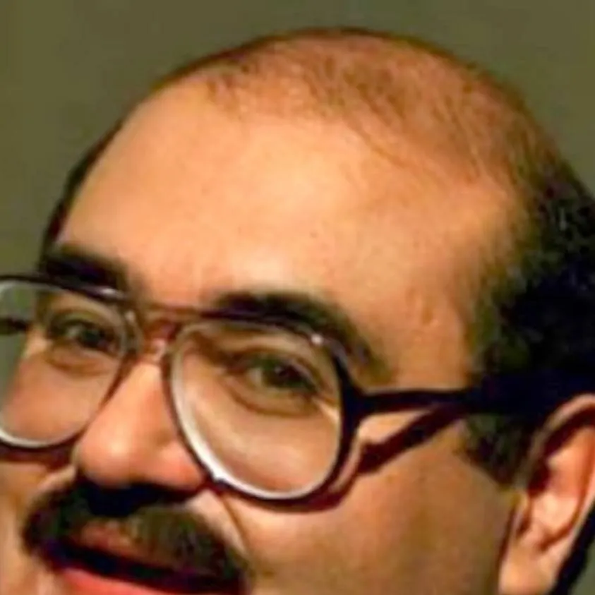 chat with ai character: El señor barriga