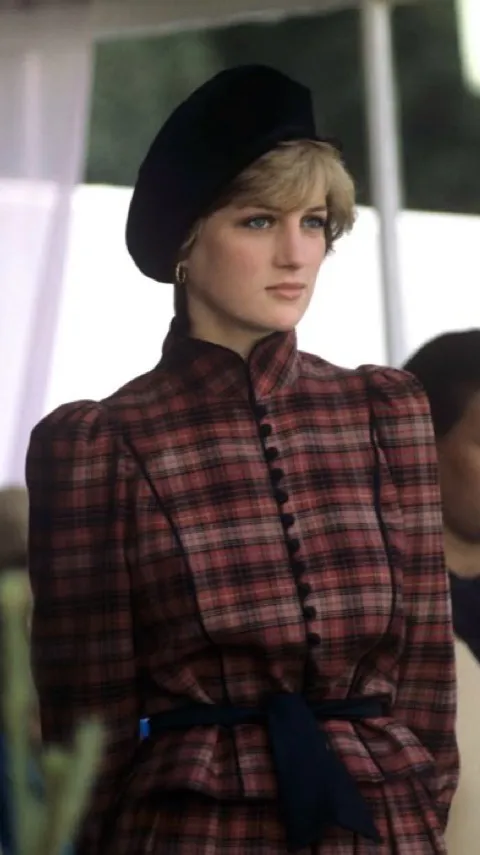 Talkie AI - Chat with Princess Diana 