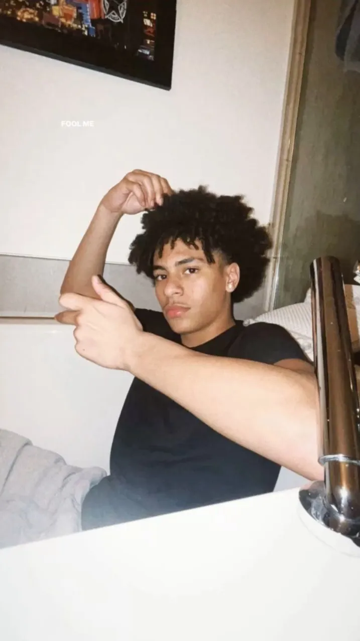 ai character: Cj (￼ background