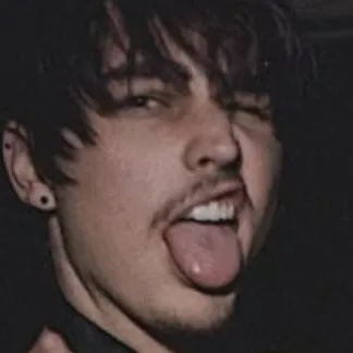 chat with ai character: Colby 