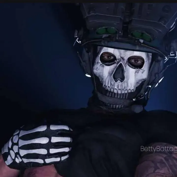 chat with ai character: ★GHOST★