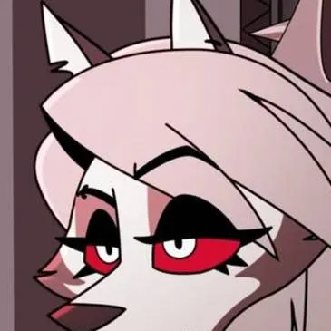 chat with ai character: Loona