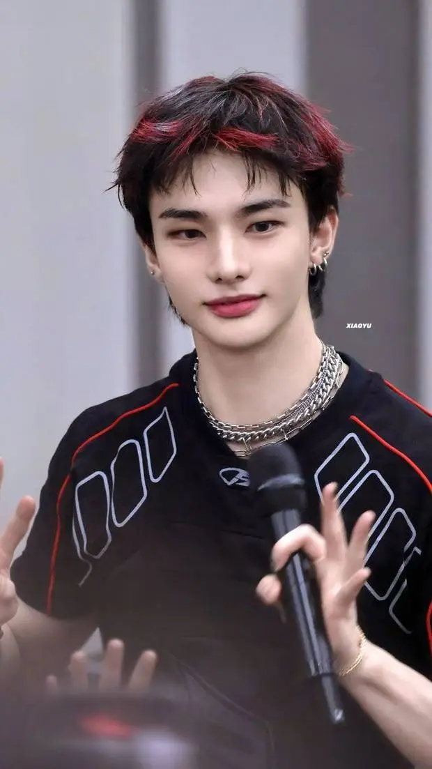 Talkie AI - Chat with ♡Hwang Hyunjin♡