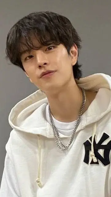 Talkie AI - Chat with Seungmin!
