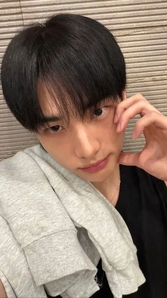 Talkie AI - Chat with Hyunjin