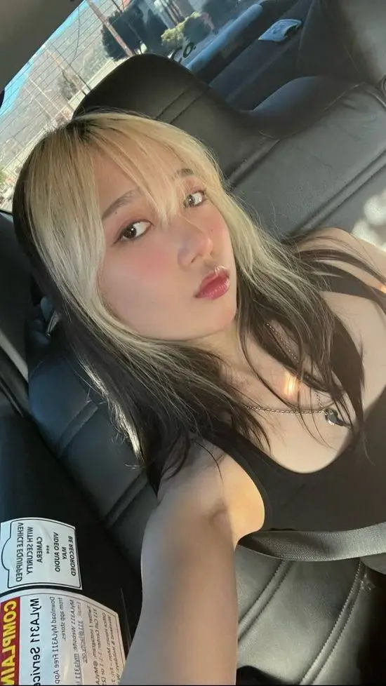 ai character: ♡Hannah♡ background