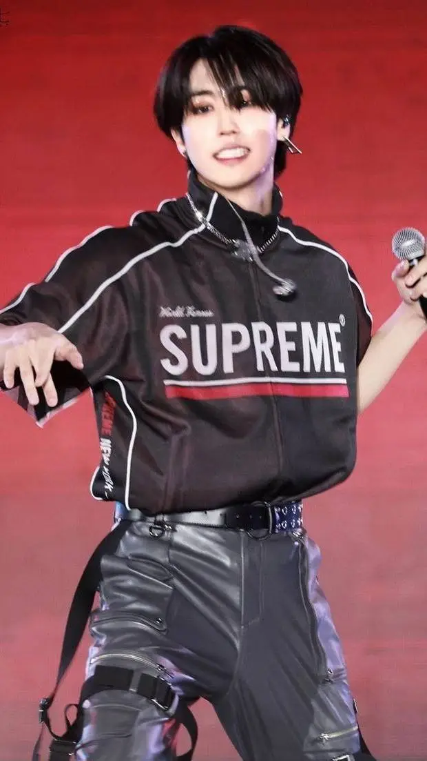 Talkie AI - Chat with --Han Jisung--