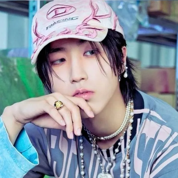 chat with ai character: _Han Jisung_