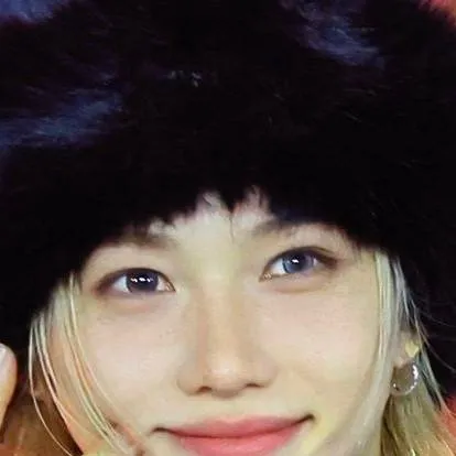 chat with ai character: ✨️🐥=Yongbok=🐥✨️