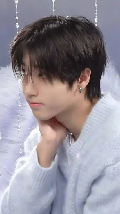 Talkie AI - Chat with ▪︎☆Han Jisung☆▪︎