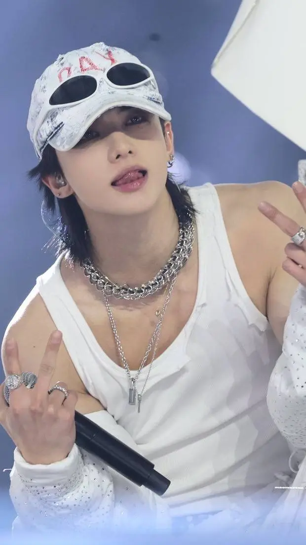 Talkie AI - Chat with ♧Hwang Hyunjin♧