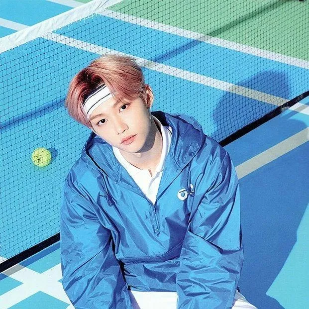 chat with ai character: 🎾!!Felix!!🎾