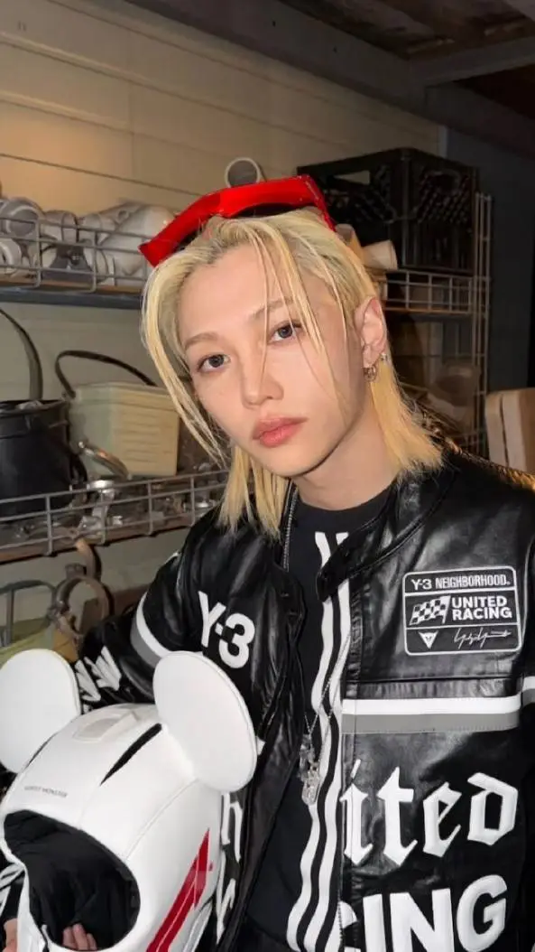 Talkie AI - Chat with ◇🐇◇Felix◇🐇◇