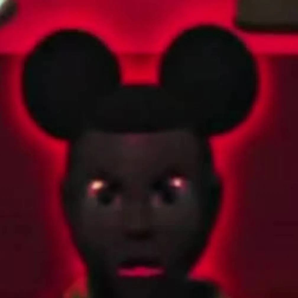 chat with ai character: Amanda mad 