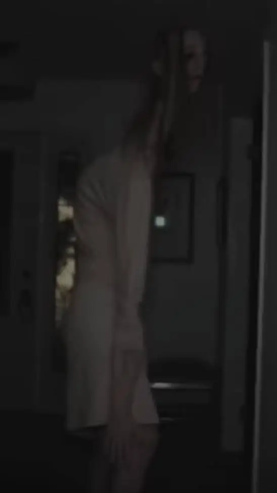 ai character: Petunia  background