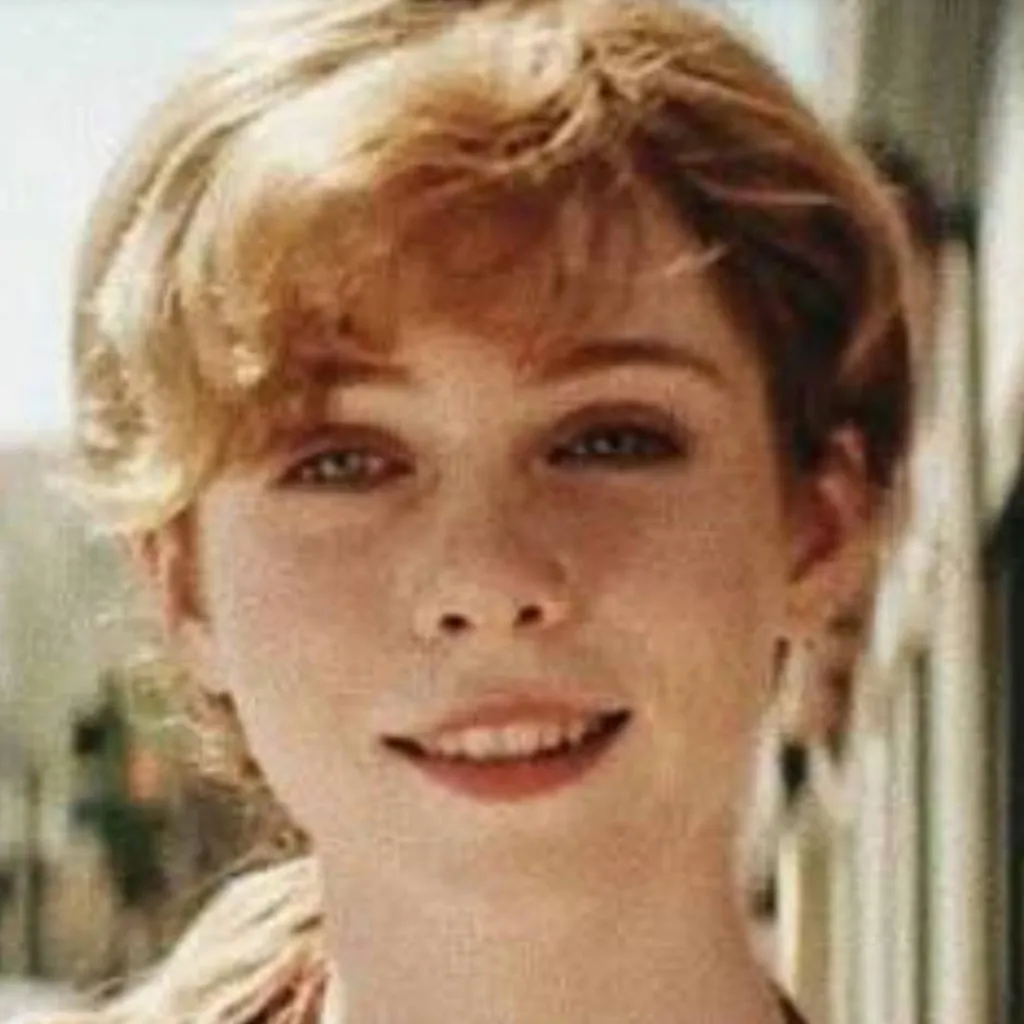 chat with ai character: Beverly marsh 