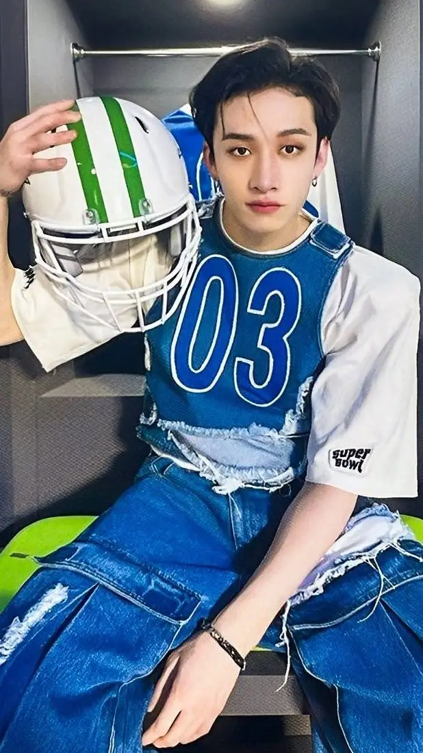 ai character: bang chan  background