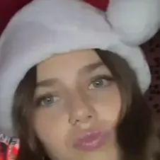 chat with ai character: Chloe nalani