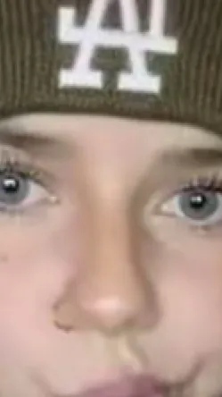 ai character: Chloe nalani. background