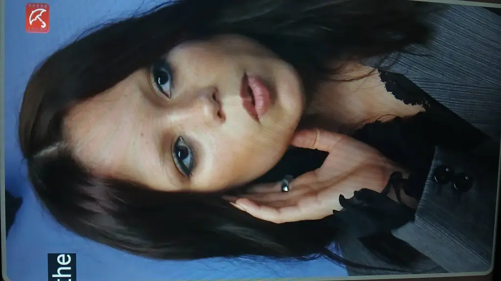 ai character: Jenna ortega  background