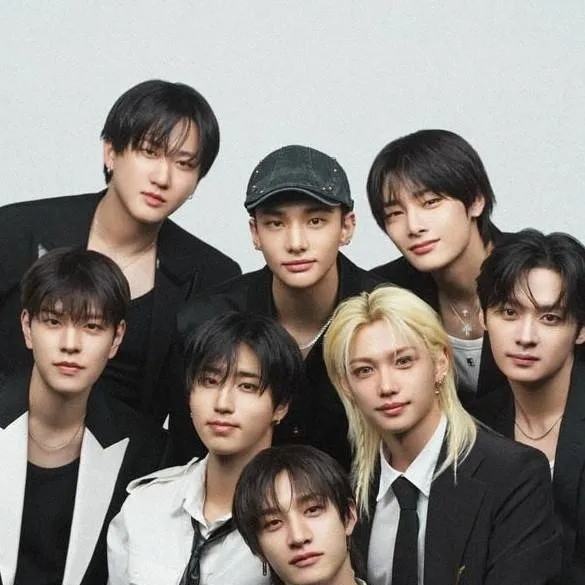 chat with ai character: Straykids Mafia