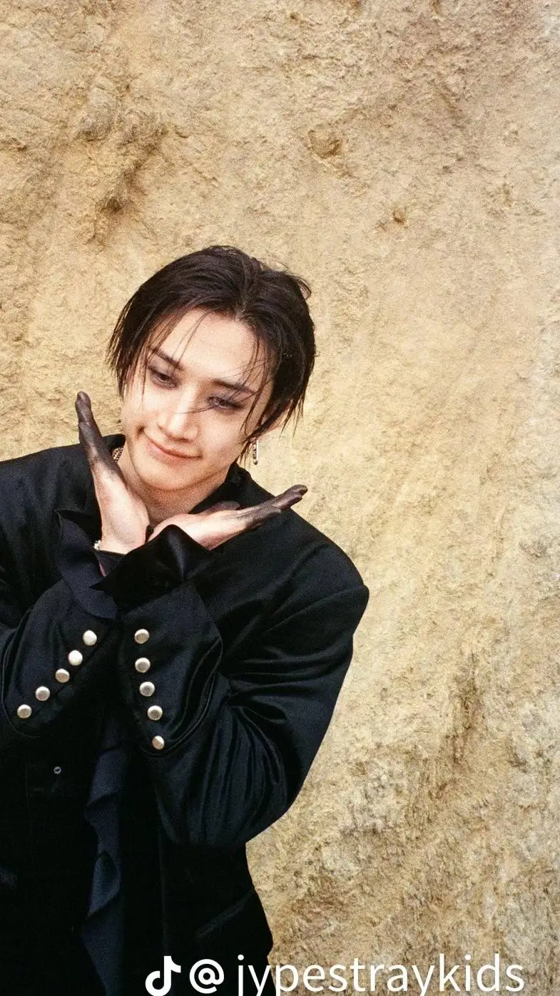 ai character: ★✩𝒃𝒂𝒏𝒈 Chan✩★ background