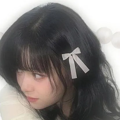 chat with ai character: 🫦jeongyeon 🫦