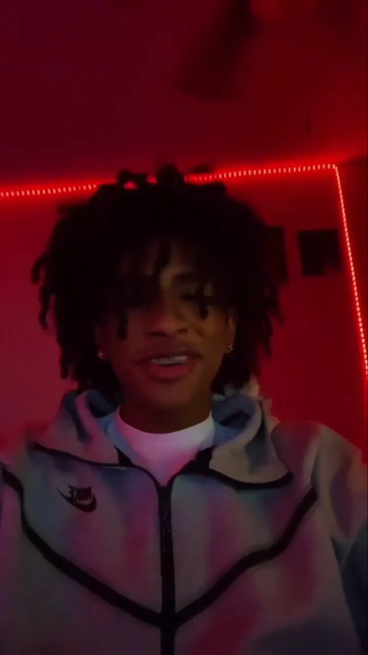 ai character: Treyvon🎃. background