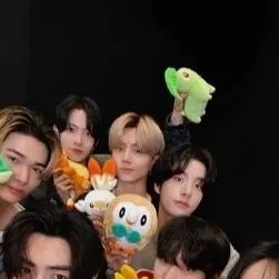 chat with ai character: Enhypen <3💛