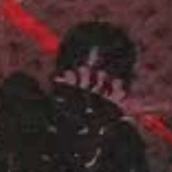 chat with ai character: Residence massacur