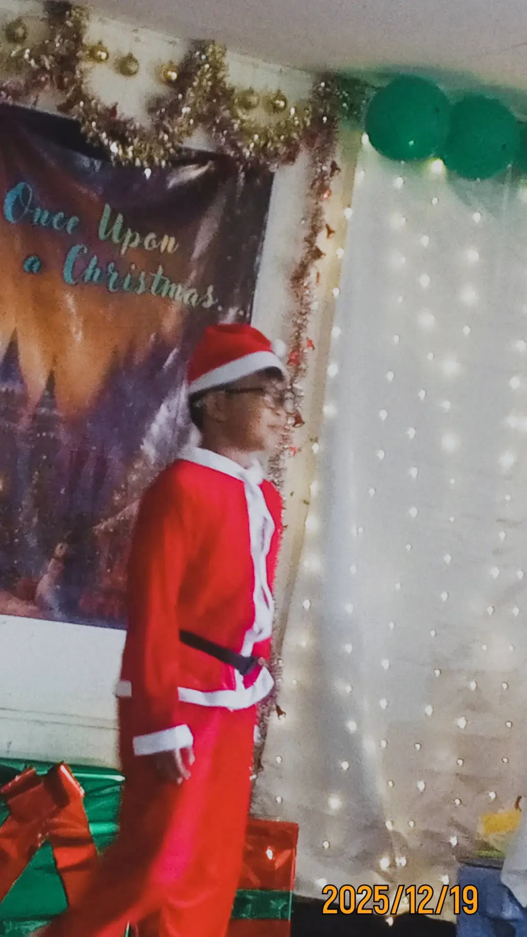 ai character: zionnn background