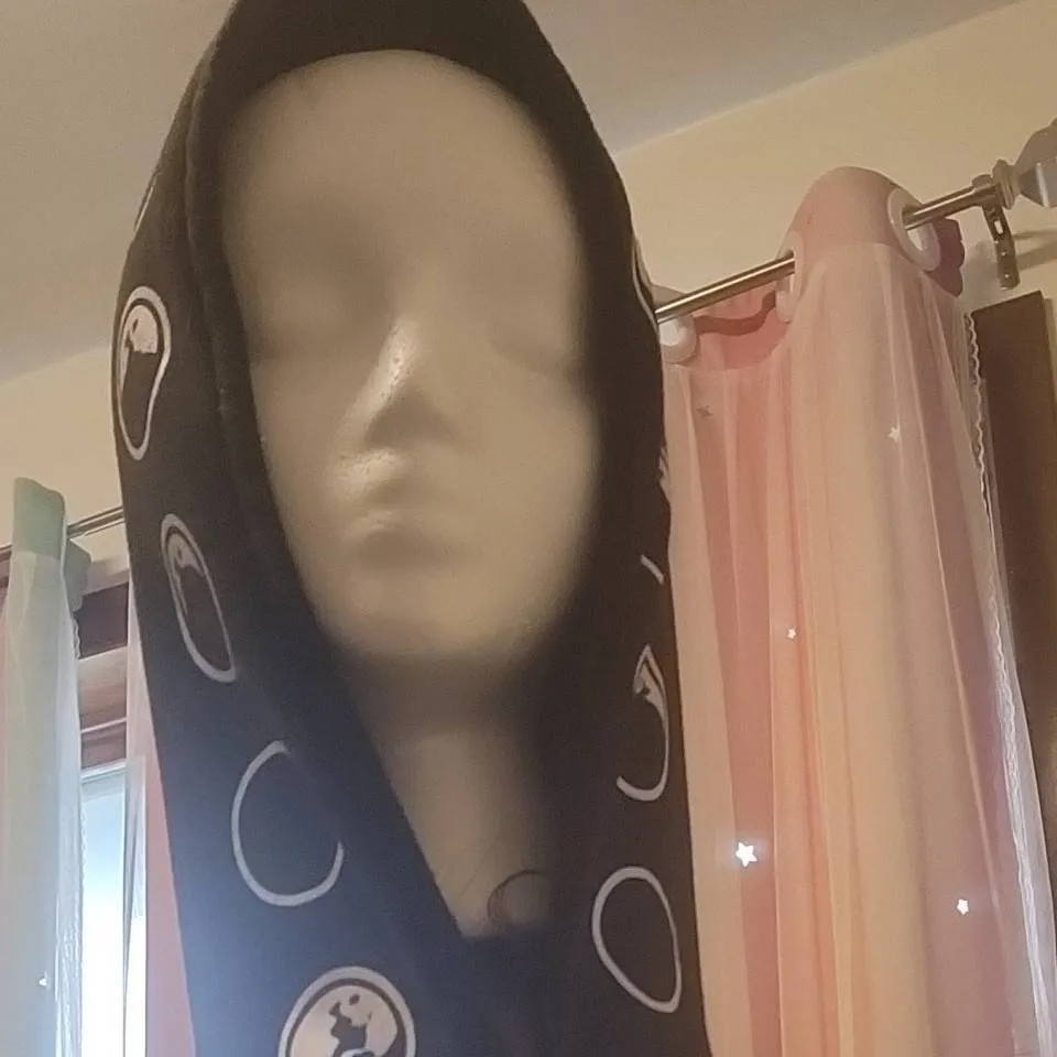 chat with ai character: genya