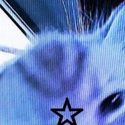 chat with ai character: gato cantante 