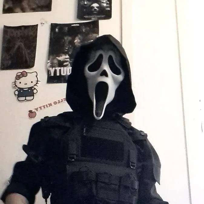 chat with ai character: GhostFace (Adam)