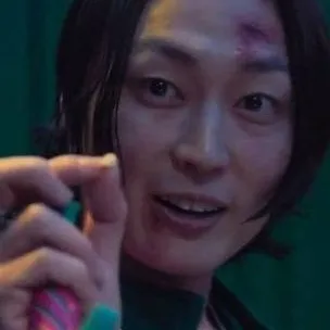 chat with ai character: Myung-gyu