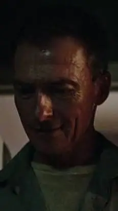 ai character: Beverly's dad background