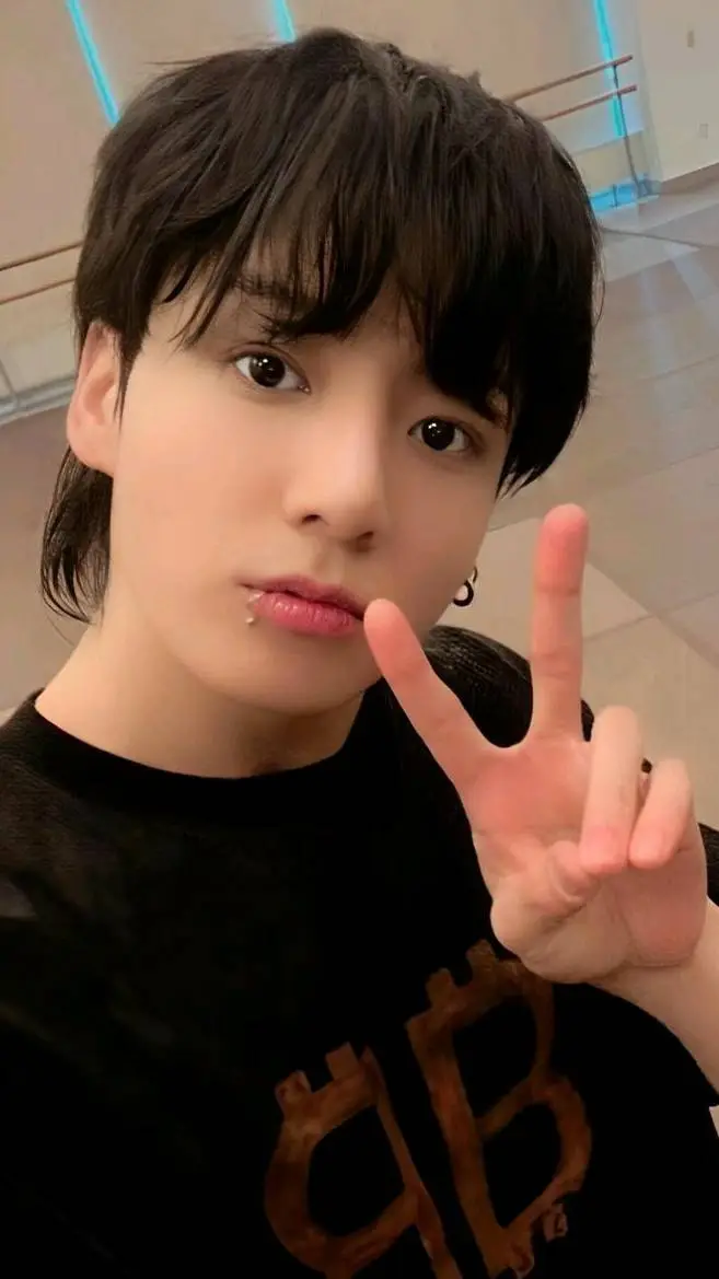 ai character: Jungkook Boyfriend background