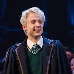chat with ai character: scorpius💚🐍 (dutch)